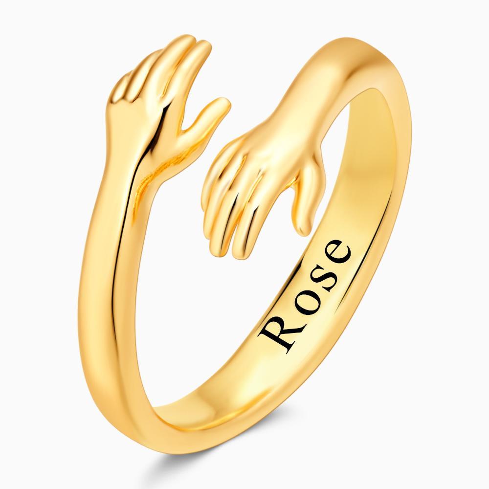 Hug Ring – Engraved Hands Design