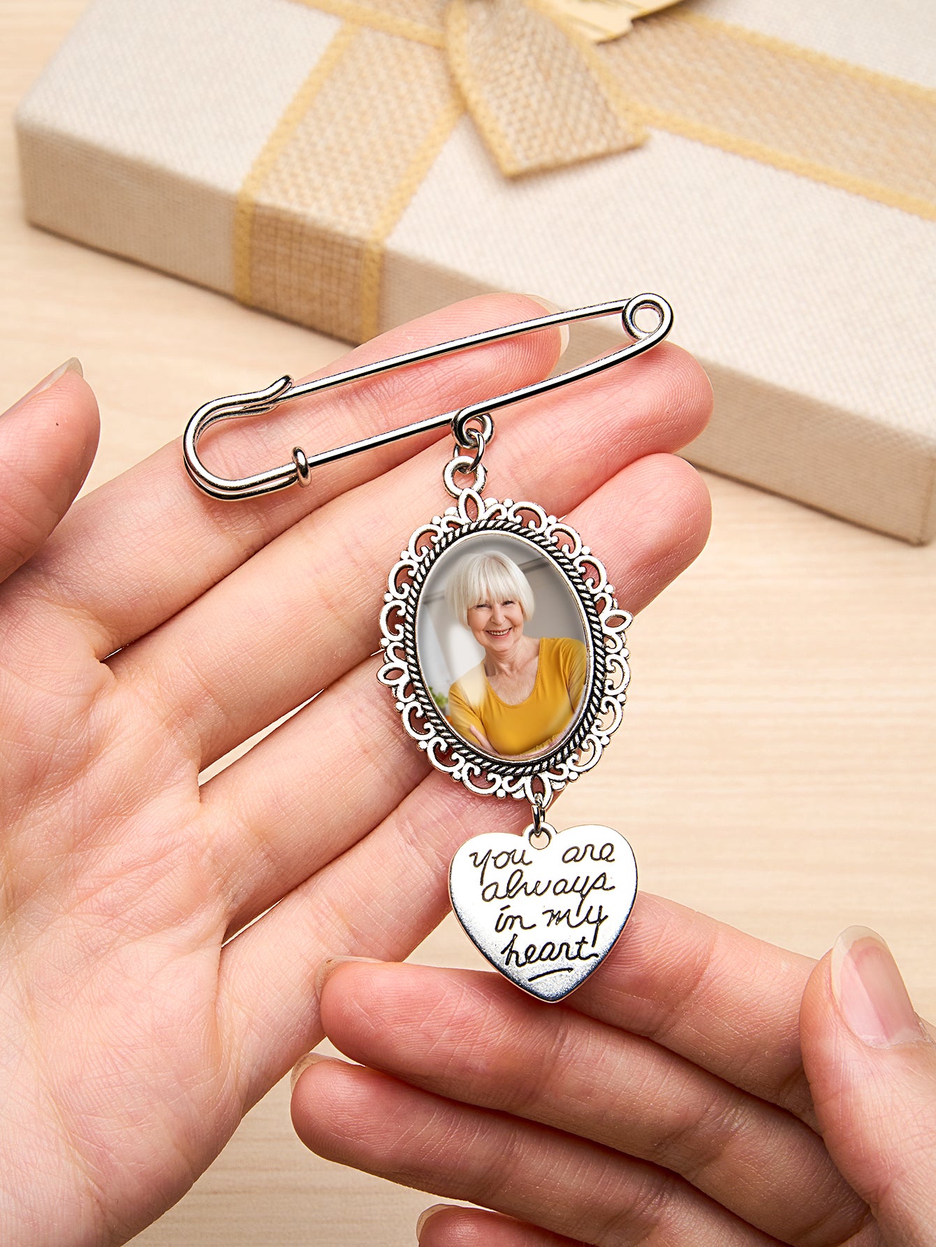 Angel Wings Bouquet Charm – Wedding Memorial